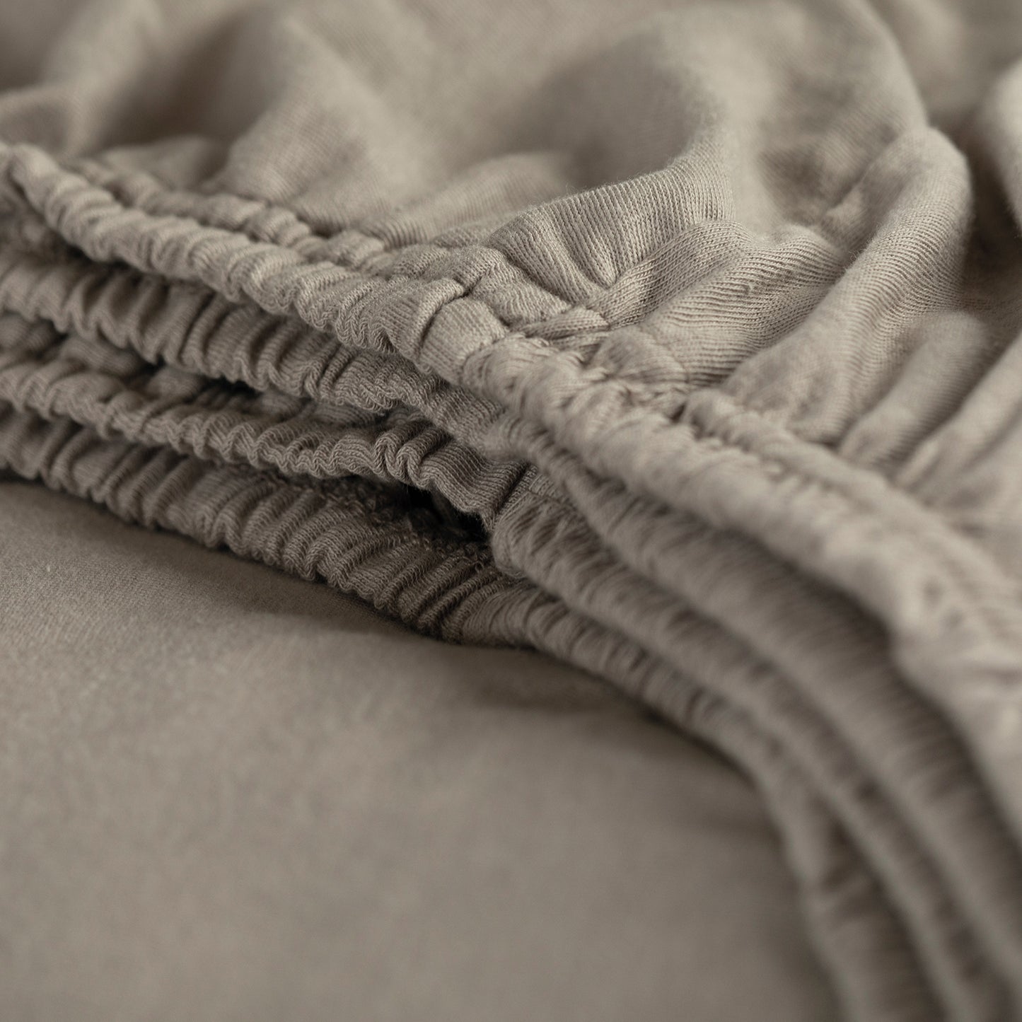 Hoeslaken jersey hoge hoek taupe